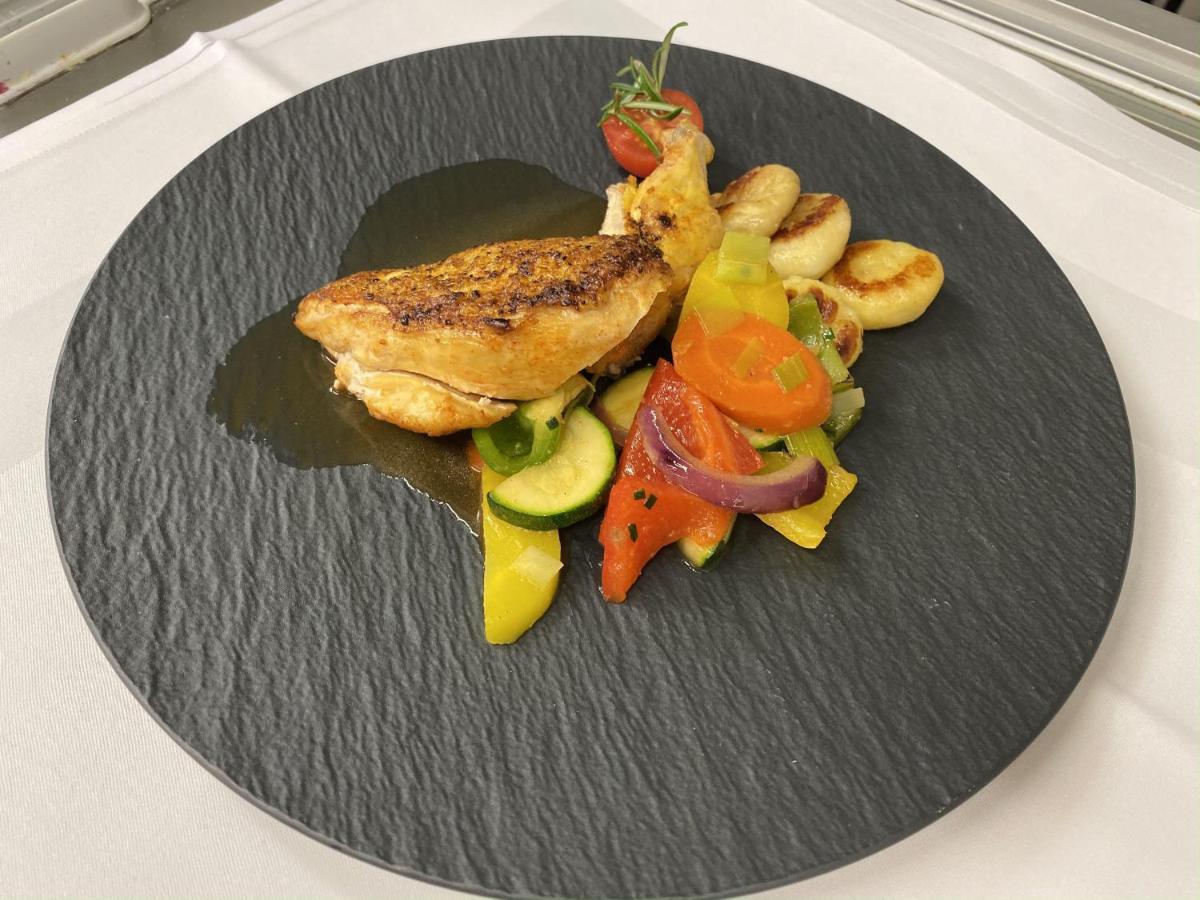 Hotel Restaurant Roessle Rankweil Buitenkant foto
